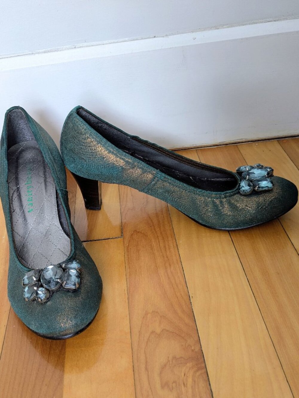 Women's Green Shimmer Jewel Accent Heels From Japan